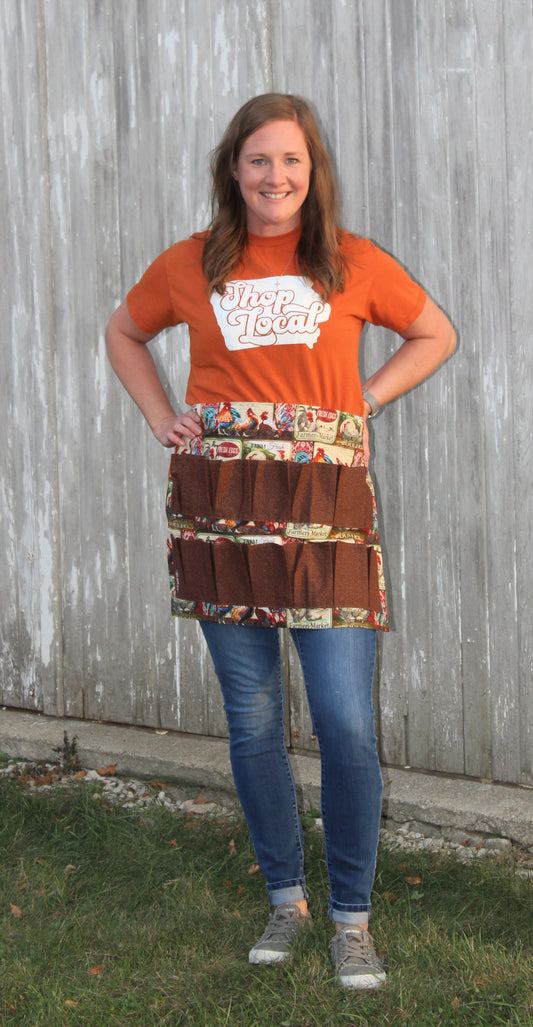 Egg Collecting Apron - Roosters/Farm Fresh with Brown Swirl Pockets