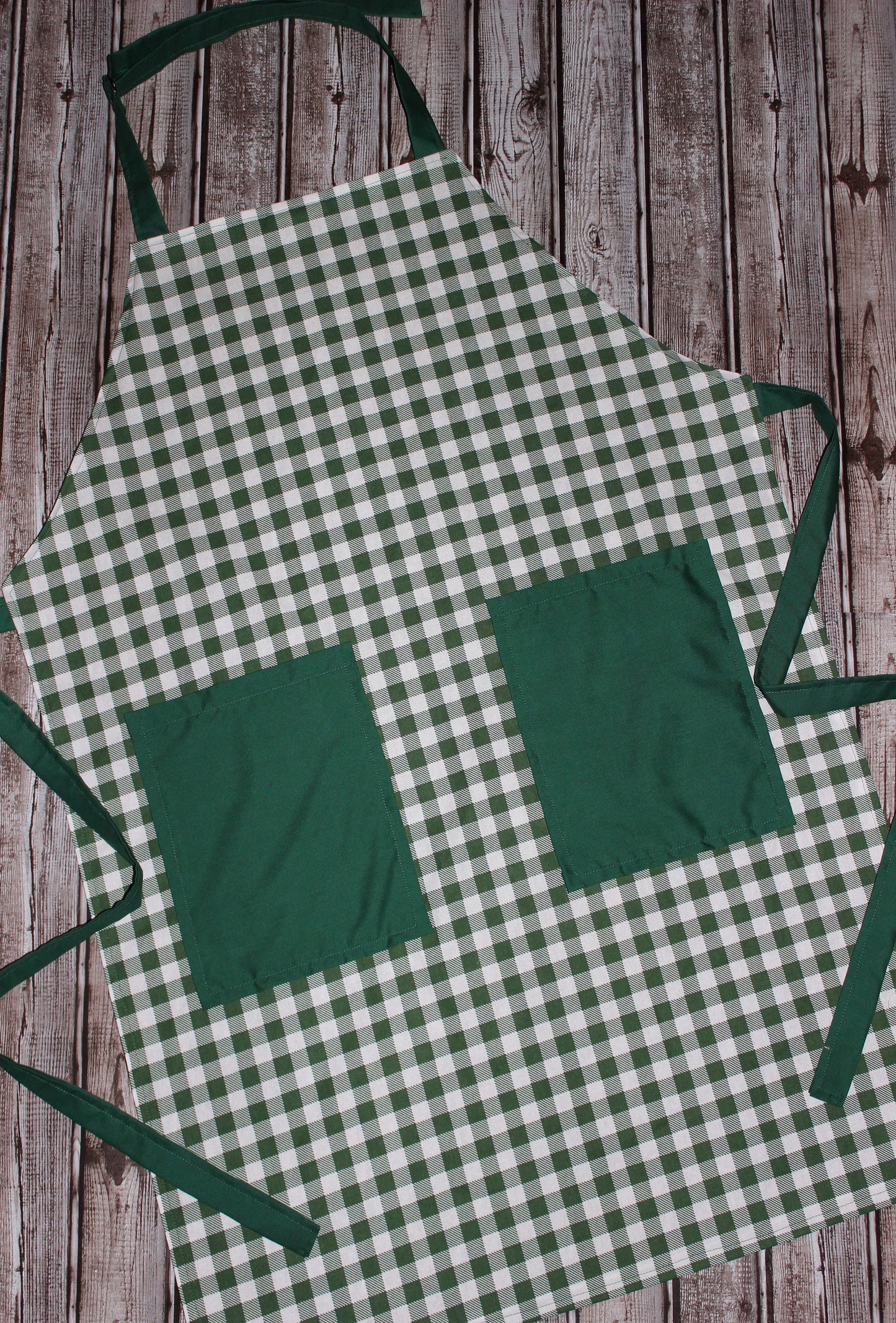 Adult Gingham Apron in Black or Green