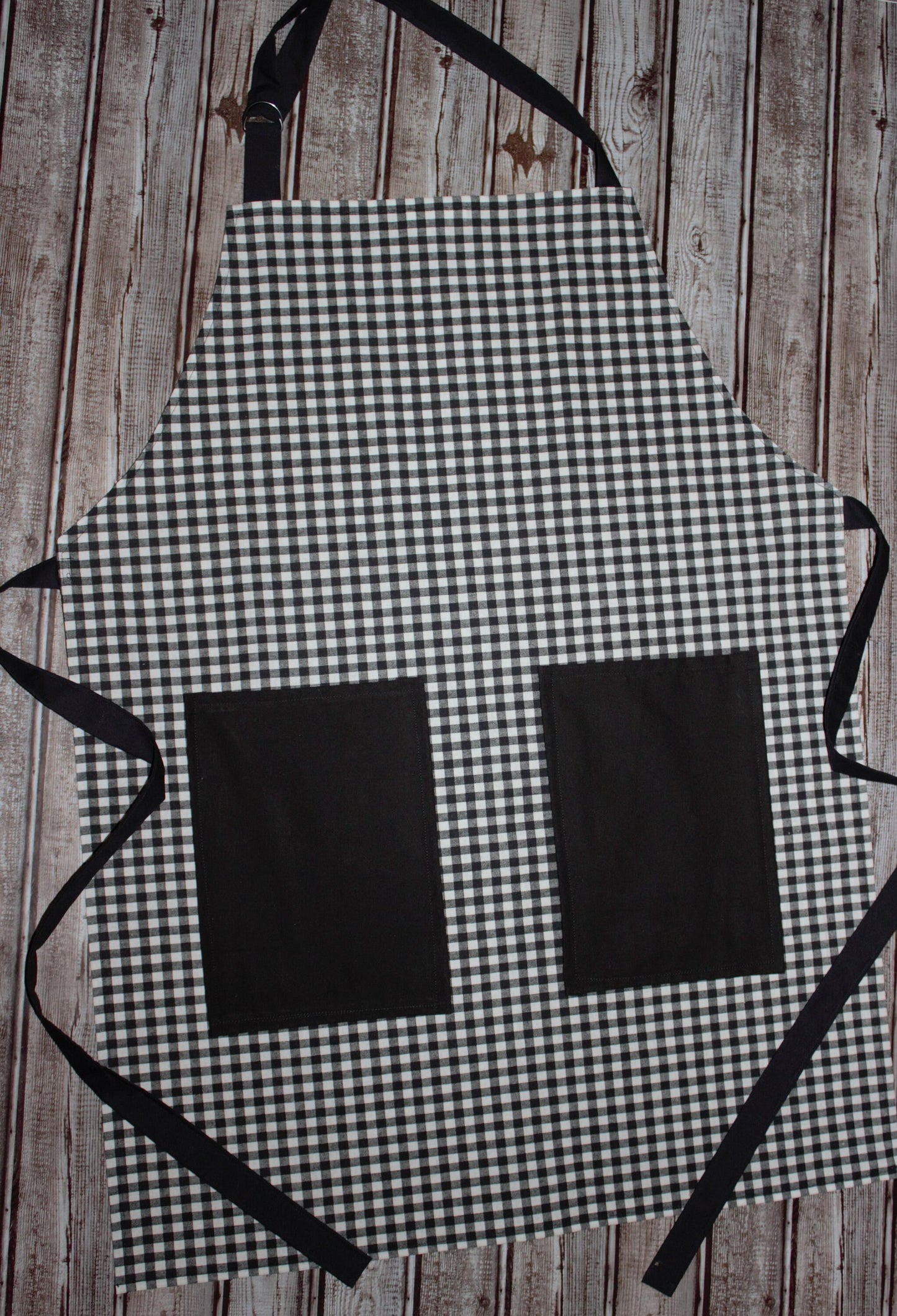 Adult Gingham Apron in Black or Green